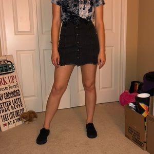 black button up denim skirt